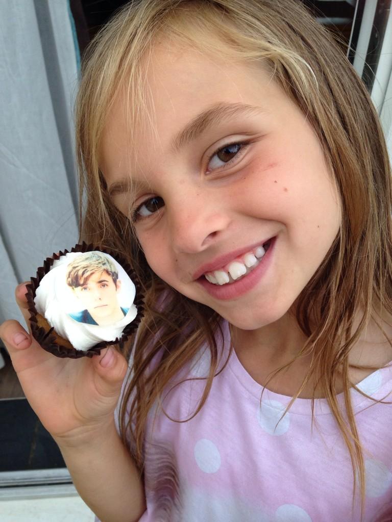Nathan Sykes cupcakes lol happy birthday my gorgeous daughter    