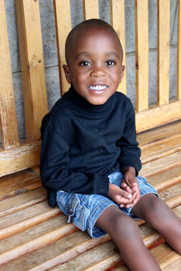 NaomisVillage's tweet image. Evans...intelligent, kind, fun, handsome. This boy is going to be a history-maker! #HopeBegins