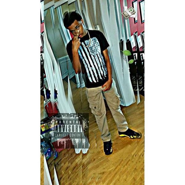 _FreshBoy300_ tweet picture