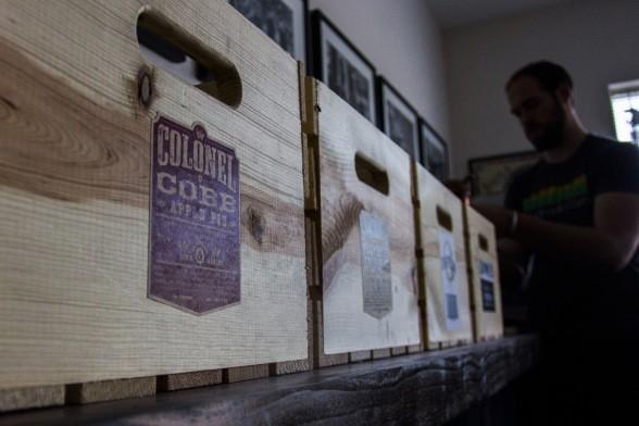 COLONELCOBBmoon's tweet image. Boxes of shine!