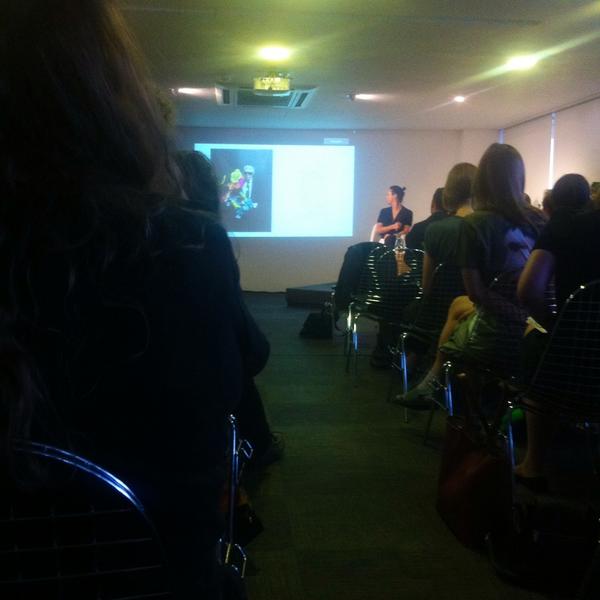 DesignMuseum's tweet image. Graphologist Caroline Murray analyses Karl Lagerfeld&apos;s handwriting. &quot;He&apos;s a man of the moment.&quot; #WordWeek