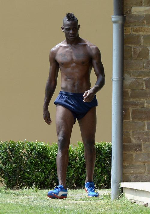 Nudes mario balotelli Mario Balotelli's