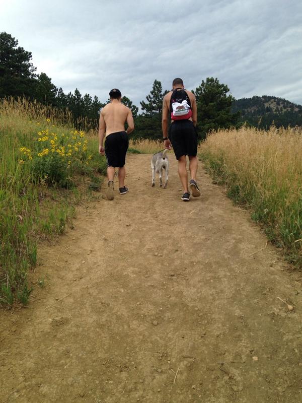 itsarmanidog's tweet photo. hiking with my favorite gays http://t.co/RGazwL7m8v