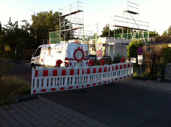 Absperr_Profi's tweet photo. Neue Bilder #absperrung #Vollsperrung #halteverbot #rsa http://t.co/ZVafczd38f