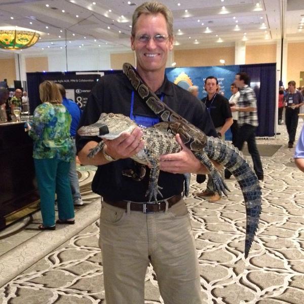 CollabNet's tweet image. Our CMO @jliband having a great time with these AGILE Gators! #Agile2014 #CollabNet