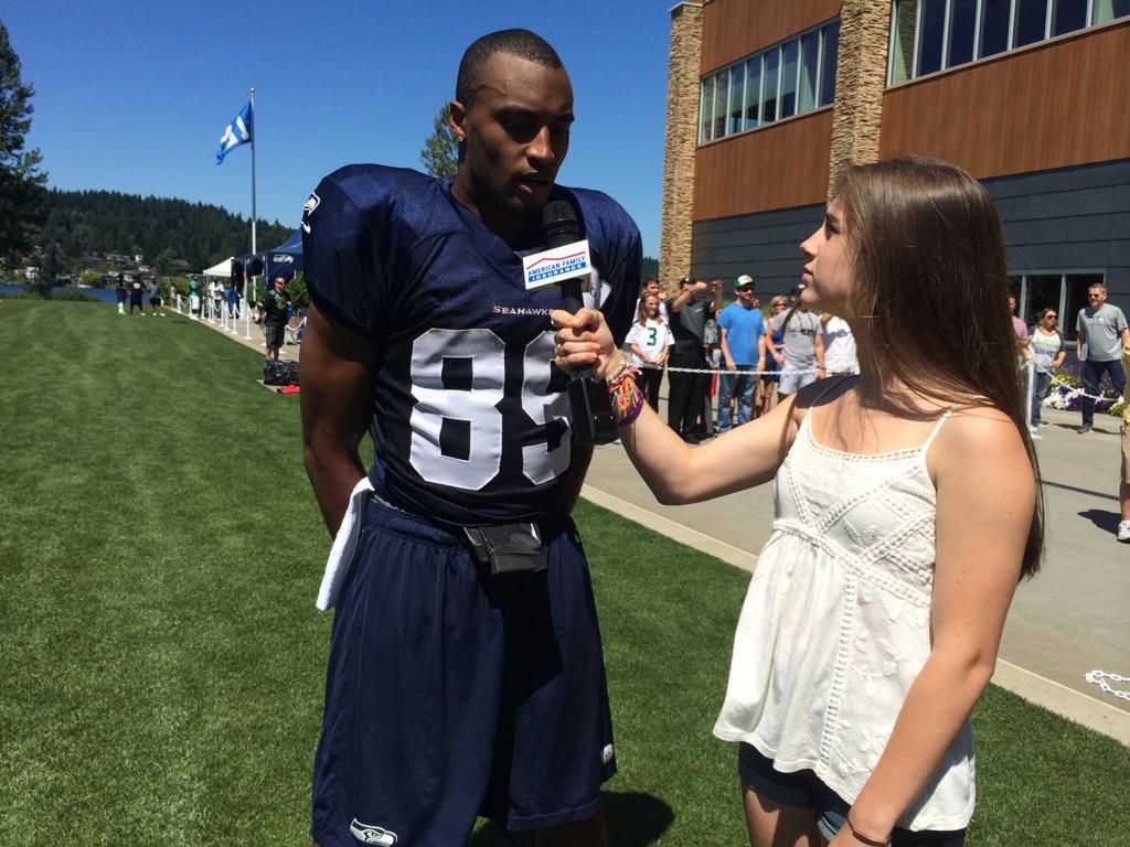 Kenny Mayne On Twitter Dougbaldwinjr Taking His Demands To The Media Http T Co Rk1f5cgxeh