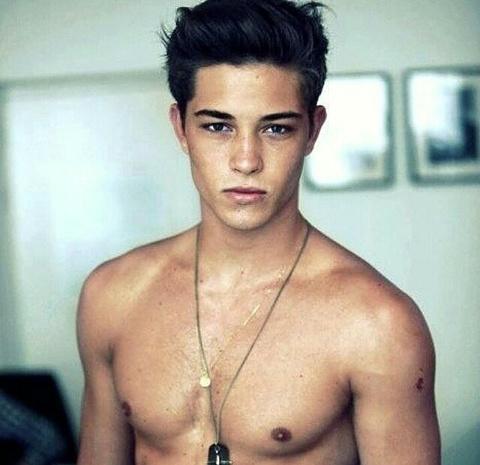 TuPornStar's tweet photo. Eres eso que no quiero perder nunca. http://t.co/3wNZ3jDqic