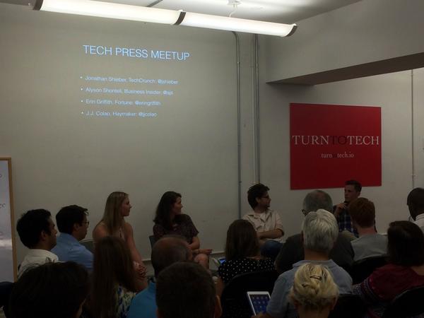 BeckySalman's tweet image. #TurnToTech with @jshieber @ajs @eringriffith @JJColao cc: @maayancw #techpressmeetup