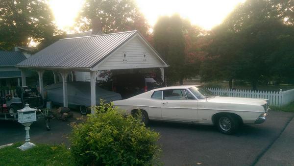 MeterManEvan's tweet photo. New ride if you zoom el is sitting in the hoe real excited http://t.co/NrRoiLC2vo