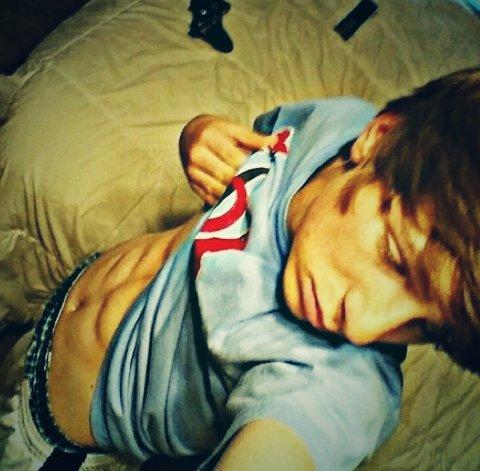 TuPornStar's tweet photo. #Retwittea y te menciono. http://t.co/0NP4UTEp5V