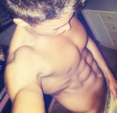 TuPornStar's tweet photo. Son tiempos dificiles para los soñadores. http://t.co/ZgzQKh11qZ