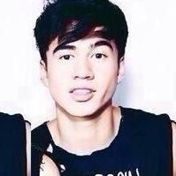 fckinghippic's tweet photo. @CalumRPHood boyfriend http://t.co/rKGtUrNvo8