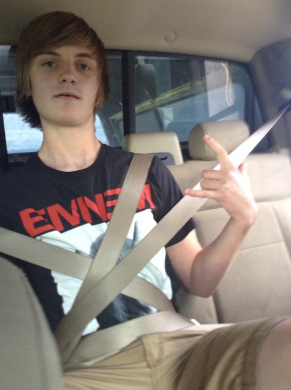 mattblue6's tweet photo. Safety first fools http://t.co/CYc7JHrc9i