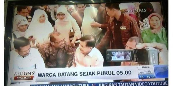 ForSehat's tweet image. Tanpa jd wapres pun se-rame kemarin tiap JK open house !!"@brorompis::"@kompascom: kom.ps/AFlU97 http://t.co/fmEd7iUdme""