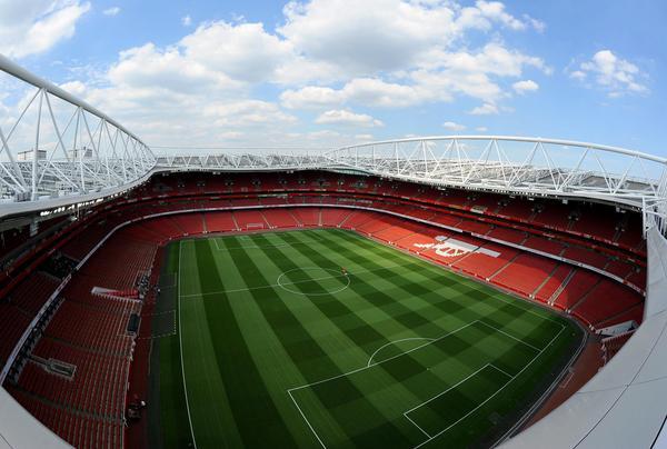 chrismd10's tweet image. Fav for the Emirates, RT for The Fortress.
