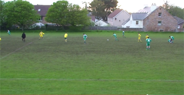 chrismd10's tweet image. Fav for the Emirates, RT for The Fortress.