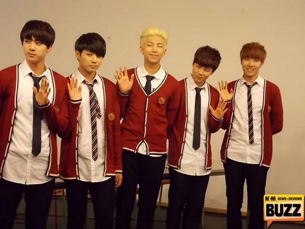 BTS_ARMY's tweet photo. [MCMBUZZ] 140727 BTS 1st Fanmeeting in Europe "RWEL8?" #BTSinBerlin Press Conference @BTS_twt http://t.co/Rss3m9Pdpq