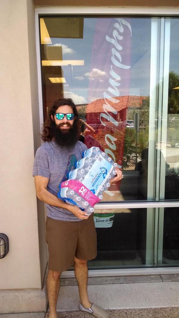 crismikematt's tweet photo. Brought a case of water by @papamurphyspizza today to help @DigitalAirStrk support @phxmission's #phxcodered! #DASh20 http://t.co/7uRlq3NuCF