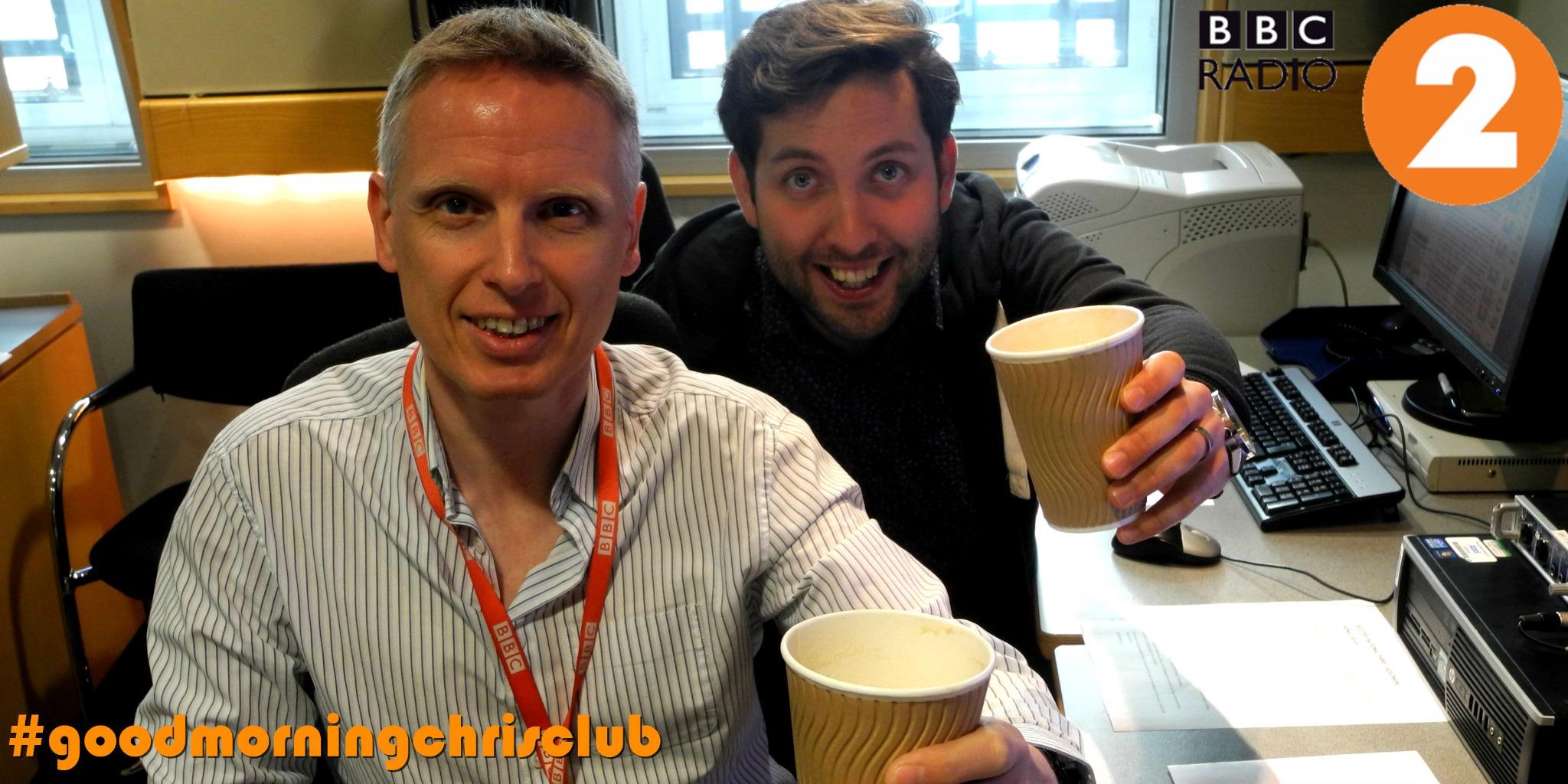 algo mensaje insalubre BBC Radio 2 on Twitter: "Welcome to Wednesday! The top Team (Golden Graham  &amp; Dr. Paul) are taking your entries into the #goodmorningchrisclub  http://t.co/ca1KkkxSiZ" / Twitter