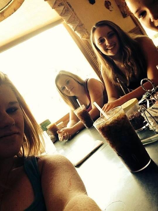 coxjessie's tweet photo. #girlsday #dicarlos http://t.co/DraQcumvHI