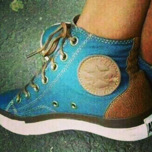 NondabsJNR's tweet image. Where can I get these Chuck Taylors. #HisAndHers #TaylorGang #BooThing