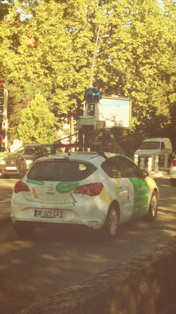 Agathe's tweet photo. Oh une Google Car à #Aix ce matin ! À l'instant sur le cours Gambetta http://t.co/KJ0SsxO1eX