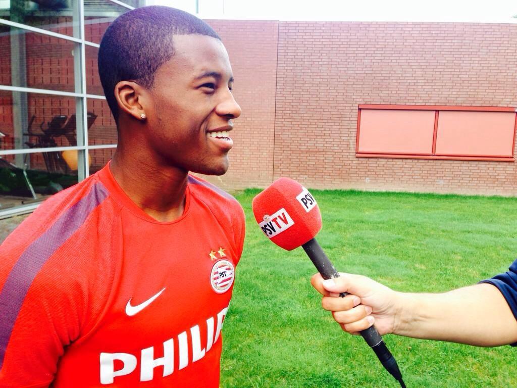 BtxzfZmCAAAkQJe.jpg:large