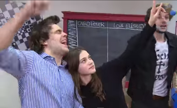 Ambar_CASFA's tweet photo. @Devi_CASFA @NoahCASFA Me tenté JAJAJAJAJAJAJA http://t.co/aIafTSpxOH