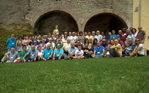 maristescom's tweet photo. RECÉS GERMANS - LAICS A NOTRE DAME DE L'HERMITAGE 
http://t.co/Um20BaTpjJ http://t.co/kwig2UU95s