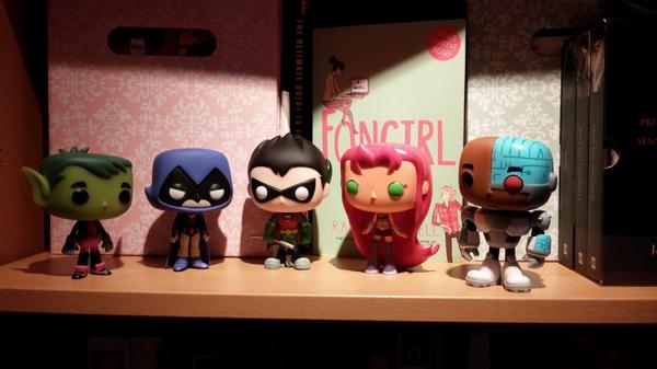 LionCubFearMe's tweet photo. My most prized possessions <3 #TeenTitansGo @tarastrong @GregCipes @HyndenIsHere @kharypayton @scottmenville http://t.co/fLy5F8Q0uG