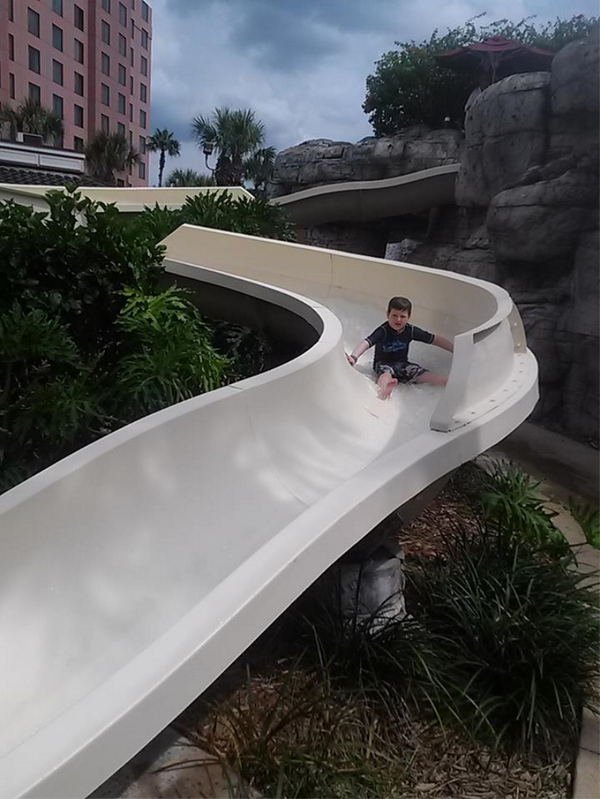 tdmassey's tweet photo. My friend Deborah is a finalist in Caribe Royale's Photo Contest- help Deborah rally votes: http://t.co/OhvZumYs97 http://t.co/rPIK9HzEaq