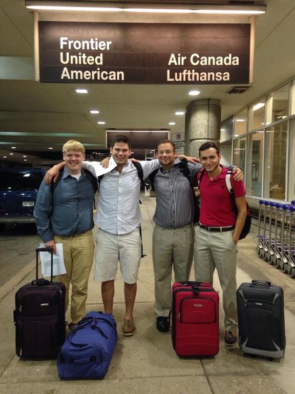 OshkoshDeltaChi's tweet photo. On our way to Arizona #DXC14 http://t.co/Qb97XUwLQh