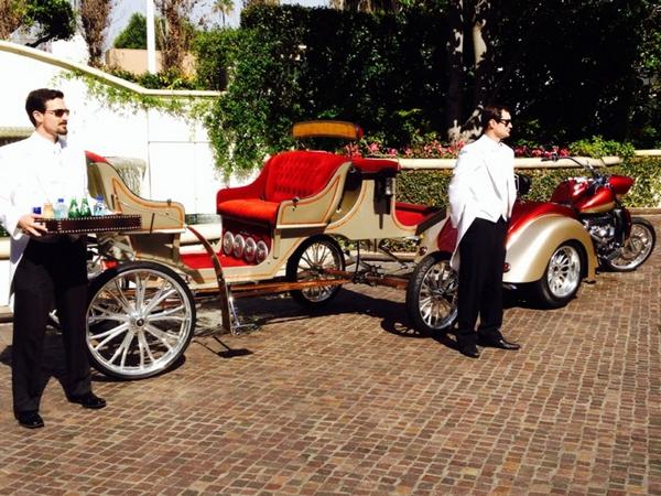 rt <a href="/polly_tracey1/">Polly Tracey</a>: A motorbike carriage...only in Beverly Hills! #MyUSATravel <a href="/USAinUK/">U.S. Embassy London</a> <a href="/LoveBevHills/">@LoveBevHills</a> <a href="/ThePeninsulaBH/">The Peninsula BH</a>