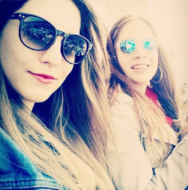 iremozdal's tweet photo. Biz çıktık. http://t.co/iumn85eGwD