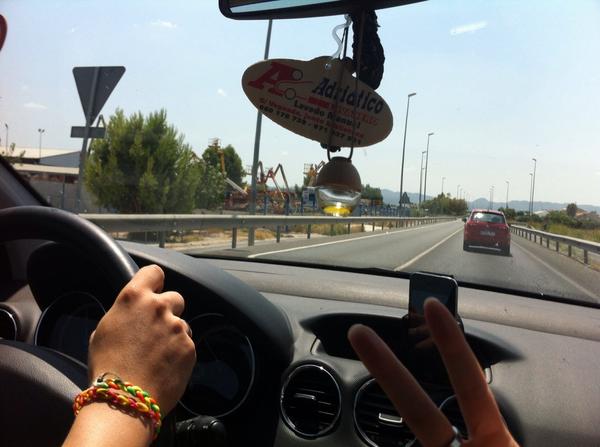 Ali_ayv's tweet photo. Comenzamos!! Primer destino... Almería! Allá vamos😄 http://t.co/fxeOsytfp4