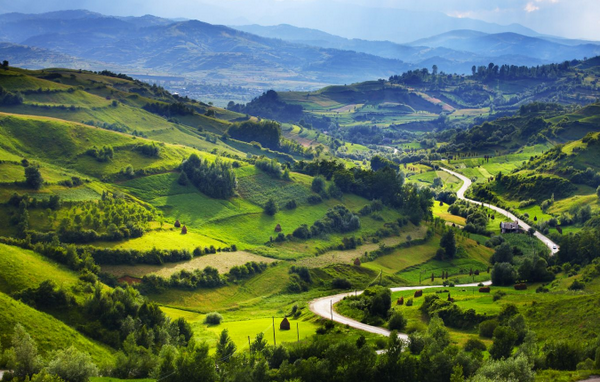 LisaSmithTweets's tweet photo. #TravelPic of the day from @lptraveller: The county of #Maramures in the #Carpathains, #Romania http://t.co/veK0ShdJyg #ttot