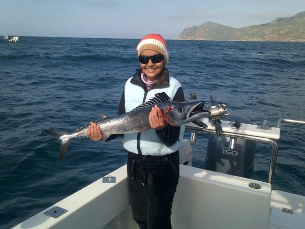 SmartCharters's tweet image. Rebecca nailing the snoek!