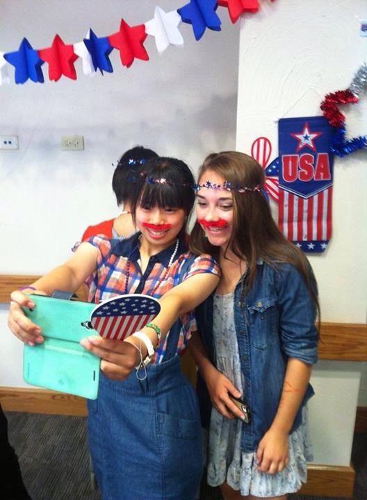 PhxYAEP's tweet photo. TY #teachabroad for hosting 4th of July @aquacrown @ElenaPierson @ryannokoto @ayadaysk8 @kotodaysk8 @Teasae0502 http://t.co/BEWuP9A5tM