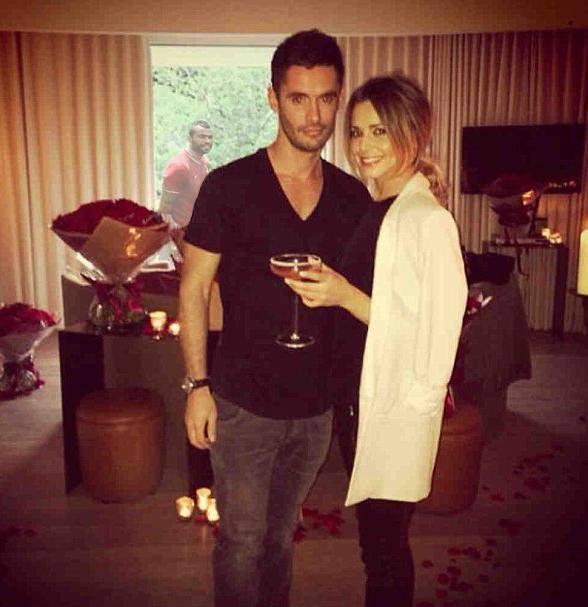 FootballFanCast's tweet photo. Come on now Ashley, this lurking malarkey has to stop.. http://t.co/WzYmodlygA