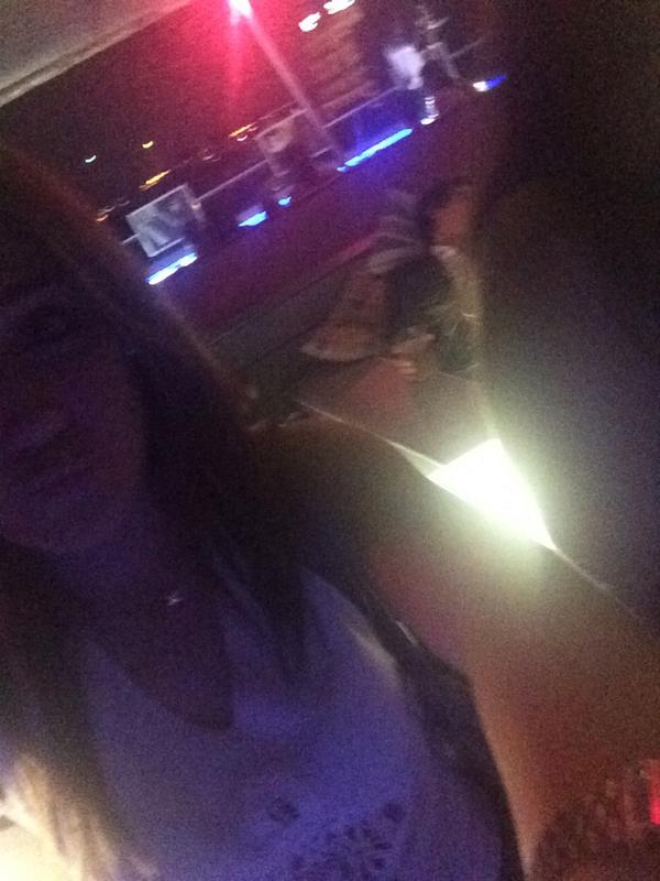 claudiadiaz96's tweet photo. Muy buena noche la de ayer con mis amores @diana_khomych @Elee_FF @ana23sp @L22a http://t.co/GajipFyaQb