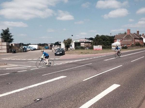 mncycle200's tweet image. 10 hours in and Tom is still peddling away, with John currently setting the pace 🚲 #mnda @mndassoc every penny helps!