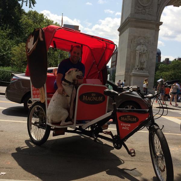 Barney Stinson tweet media