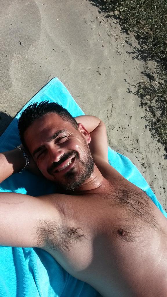antonicaro86's tweet photo. En la playita jumm http://t.co/YjhSlju2Ii