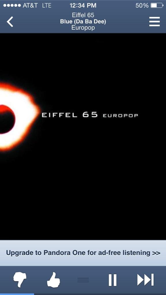 KelsieLegg's tweet image. My day just got a little better #imblue #dabadeedabada