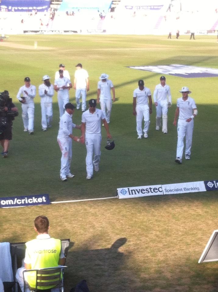 V pleased 2 c England end in strong position 2day 2 win 3rd test vs India @ Ageas Bowl -& happy birthday Mr Anderson! 