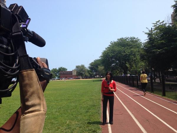 Nesitakwan's tweet photo. How many hours of jogging to burn off an  "Xtreme" meal? Find out at 5. http://t.co/XgSPxBuu4j
