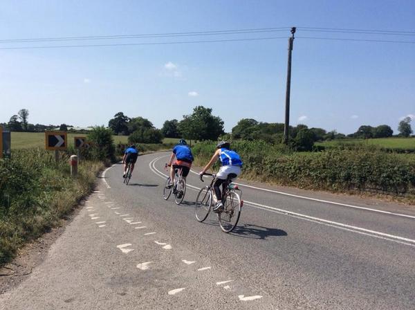 mncycle200's tweet image. 1500: Ben has joined the crew too. Just reached Shepton. #mnda @mndassoc