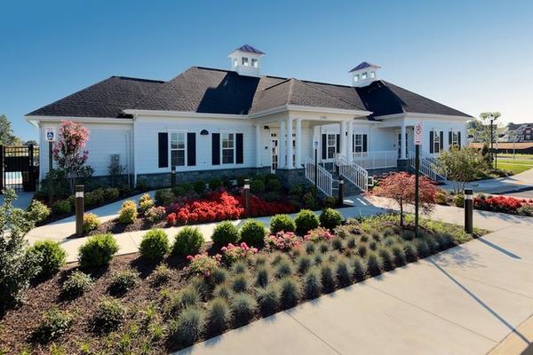 HubertConstruct tweet picture