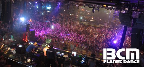 BBCMAGANews's tweet photo. RT if you have been here this summer #maga #magaluf2014 http://t.co/x19TOBWpQ4