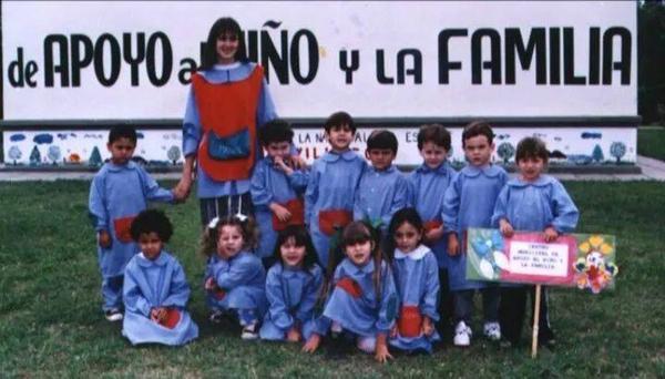 Fiammaojito19's tweet photo. A dias del reencuentro despues de muchosss añossssss........ http://t.co/18BAPohMSu